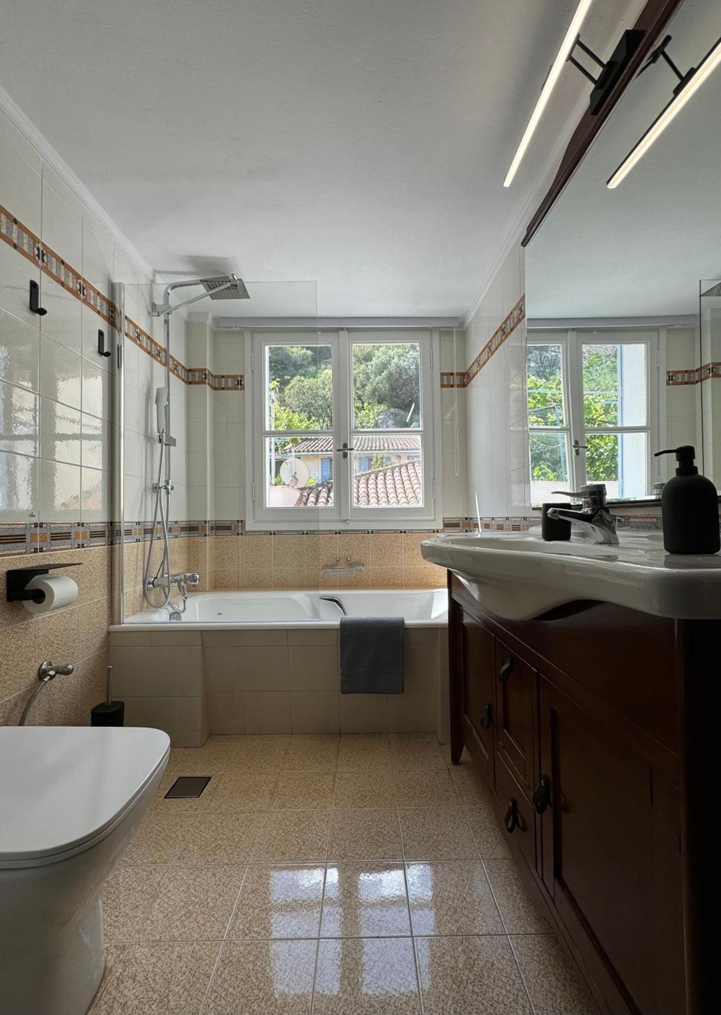 S&F Luxury Apartment นาฟปลิโอ ภายนอก รูปภาพ